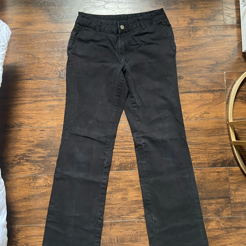 black cute fitted pants.